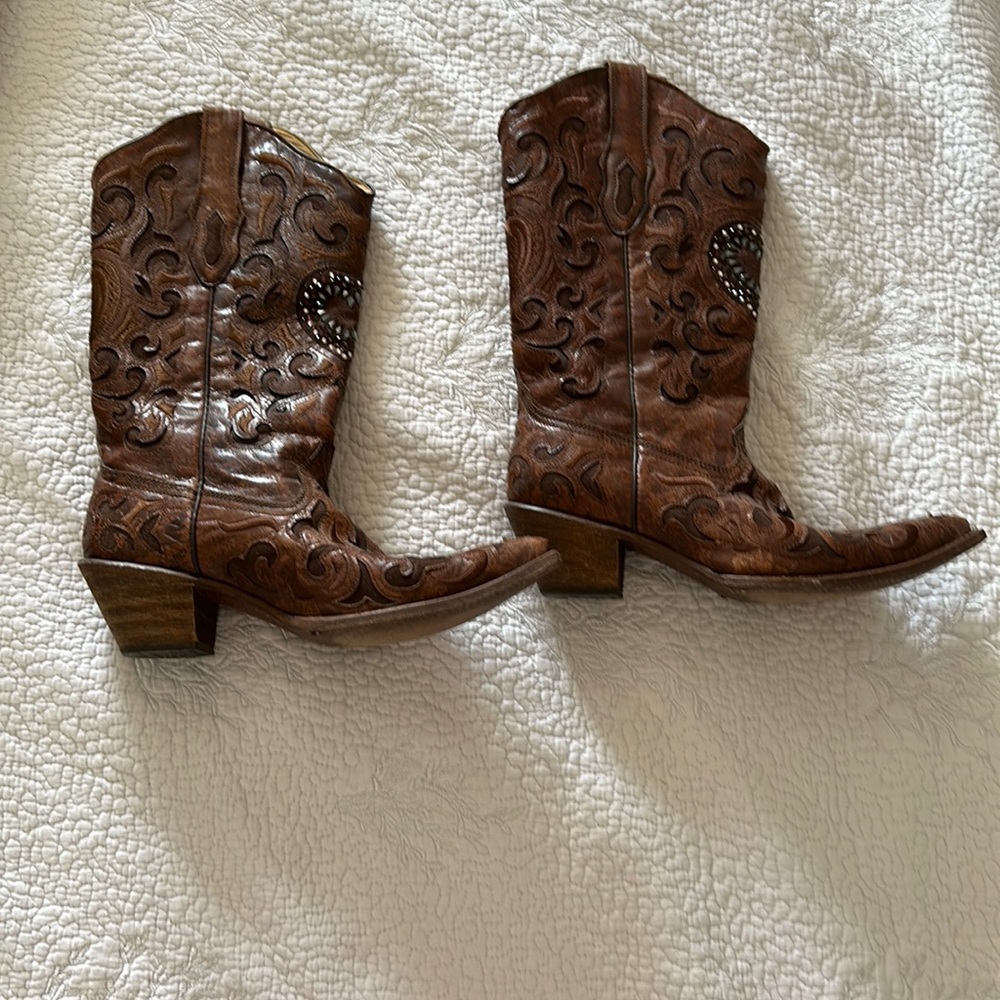 Cute Corral heart bling cowboy boots. Size 10 M